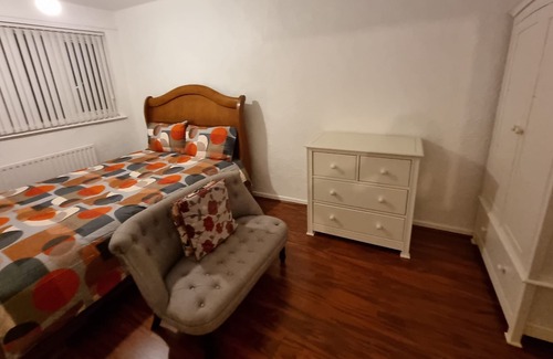 Manchester House | Spacious 3 bed House - a Home Away From Home