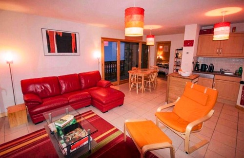 Chatel Apartment | Spacious 3 Bedroom Apartment - outstanding views