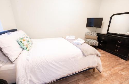 Thorold Apartment | Spacious 3 Bedroom Apartment in Heart of Niagara