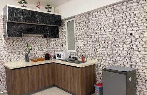Hulhumale Apartment | Spacious 3-bedroom apartment with WiFi, AC in charming Phase 02