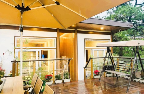 Baguio House | Spacious 3-bedroom Vacation Home with Private Deck Baguio City
