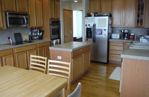 Northgate House | Spacious 3500 Sq Ft Happy Home for your Cadet and Family 1 mile from USAFA!