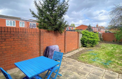 Balham House | Spacious 3BD Home with Private Garden, Balham