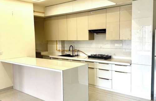 Ahmedabad Hotel | Spacious 3BHK Retreat in Ahmedabad