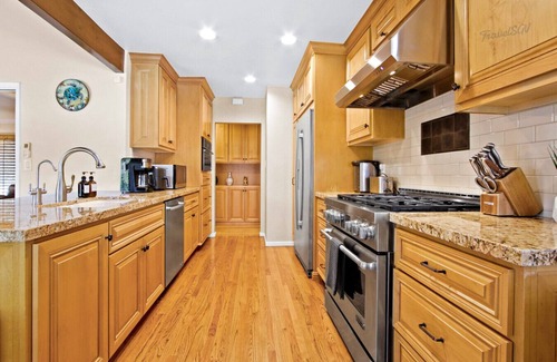 Covina House | Spacious 3BR Home + Patio + Parking #TravelSGV