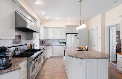Middletown House | Spacious 3BR Luxury Home in Scenic Chesapeake Bay Area/Chesapeake City