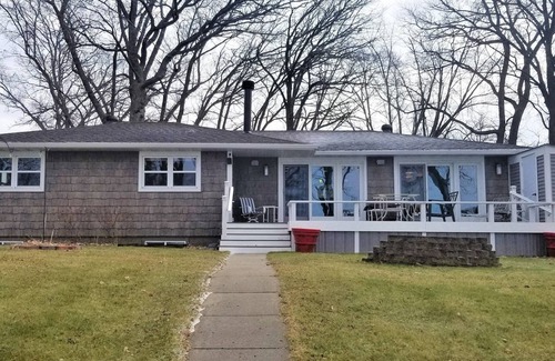 Detroit Lakes House | Spacious 4 Bed/3 Bath Lake Home On The Shore Of Big Detroit Lake
