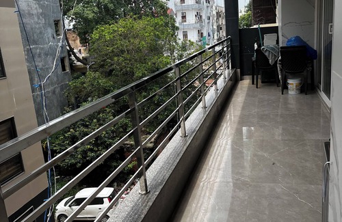 South West Apartment | Spacious 4-bedroom apartment in lovely Delhi