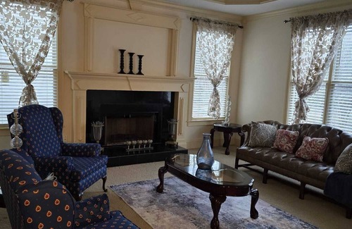 Snellville House | Spacious 4-bedroom house in charming Snellville with WiFi, AC