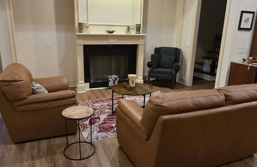 Snellville House | Spacious 4-bedroom house in charming Snellville with WiFi, AC