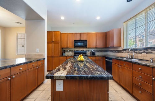 Centennial Hills House | Spacious 4-Bedroom Home—30+ Day Rental—Centennial Hills, Las Vegas