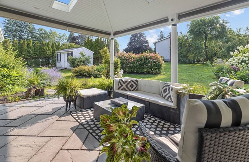 Cortland West House | Spacious 4-bedroom house with AC, WiFi in peaceful Cortland