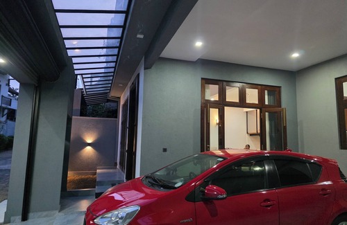 Kaduwela House | Spacious 4-bedroom house in peaceful Malabe with Roof Terrace