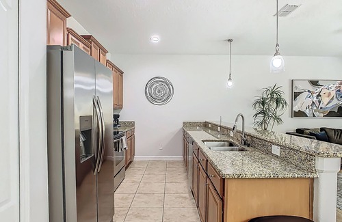 Lindfields House | Spacious 4-bedroom townhome with fitness room and AC in lovely Kissimmee