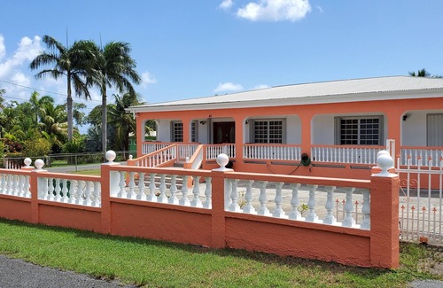 Estate Peters Rest House | Spacious 4 Bedroom Villa
