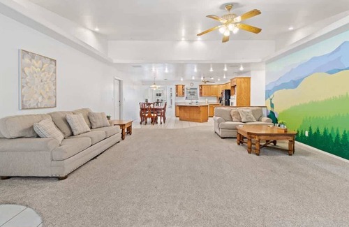 Show Low House | Spacious 4-BR Home | Near Fool Hollow Lake | AZ