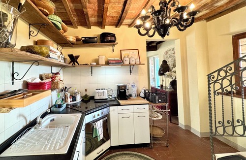 Gioiella Villa | Spacious 4 bedroom village home in a lovely village on the Umbria Tuscany border