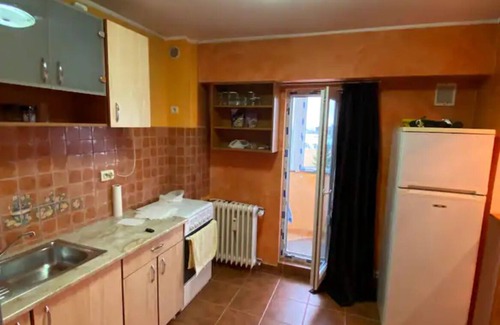 Sector 2 Apartment | Spacious 44 sqm(500 sqf) studio apartment, bright, quiet, central located, safe