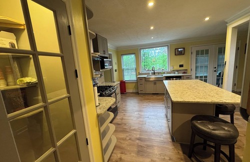 Evans House | Spacious 5-bdrm, 4bth with AC, WiFi, fenced yard, outdoor pool in charming Evans