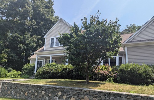 North Kingstown House | Spacious 5-Bedroom Private Retreat! Private setting close to beaches & Newport
