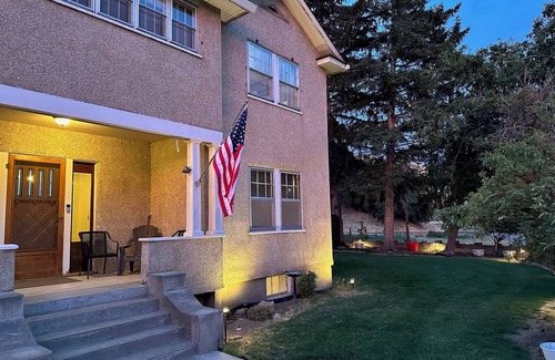 Pendleton House | Spacious 5-bedroom, 2-bath ranch house