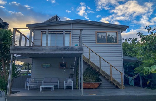 Barwon Heads House | Spacious 5 bedroom, family-friendly property - enjoy the beauty of Barwon Heads.