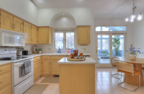 Decatur House | Spacious 5-bedroom House, Hot Tub, Firepit, Game Rooms, Theater Room and More!