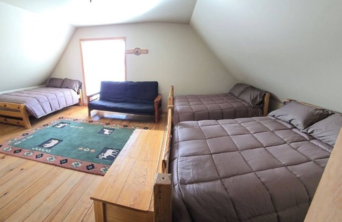 Craig Cabin | Spacious 5-bedroom lodge in awesome Craig with WiFi, AC