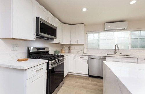 Chula Vista House | Spacious 5-bedroom house in nice Chula Vista with AC, WiFi