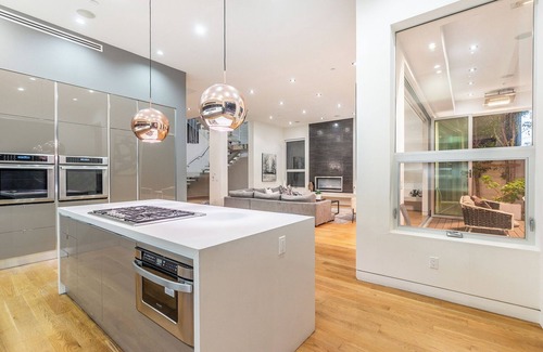La Brea House | Spacious 5-bedroom Villa C, Pool & Spa