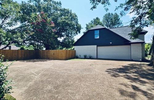Southwind House | Spacious 5-bedroom vacation home just 19 minutes from Graceland