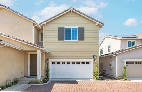 Fontana House | Spacious 5BR Getaway w Game Room & Near ONT