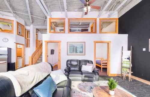 Big White Ski Resort Condo | Spacious 7 bedroom condo ski in/ski out