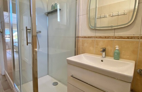 Belfort Apartment | Spacious 92m2 apartment in quiet location, 10 min walk to town, easy parking
