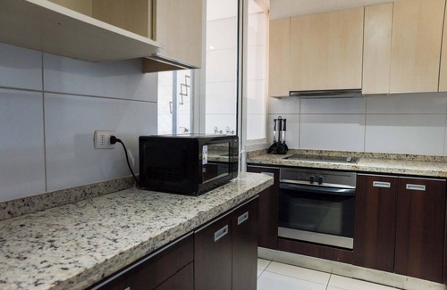 Apoquindo Apartment | Spacious Accommodation in Parque Arauco 2B2B
