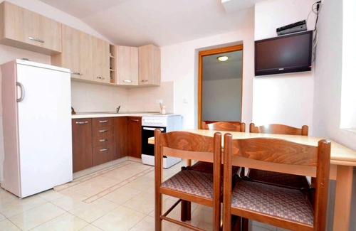Zambratija Apartment | Spacious accommodation in Zambratija, sea view, 10 meters from the beach, terrace