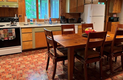 Lake George House | Spacious Adirondack Get-Away - Perfect for your Ski Vacation at Gore!