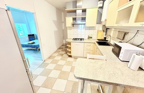 Grizinkalns Apartment | Spacious and Bright Apartment w/Free Parking and Self-Check-In