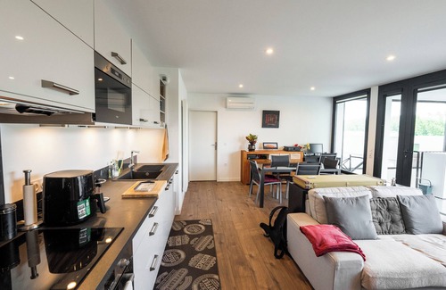 Bastide-Brazza Apartment | Spacious and bright nest with beautiful terrace