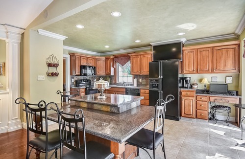 St. Peters House | Spacious and Comfortable Home in Saint Peters