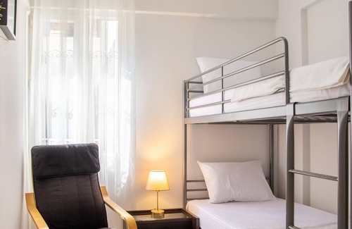 Camlık Mahallesi Apartment | Spacious and Furnished Flat Next to Beach in Didim
