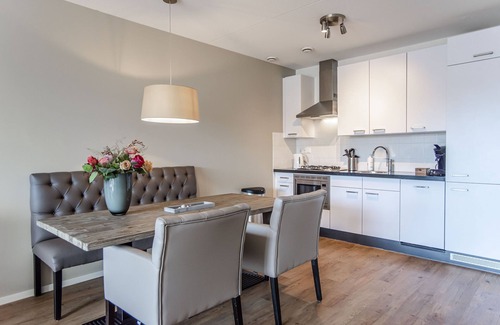 Merenwijk Apartment | Spacious and luxurious first flloor apartment with balcony- Kaag (11)
