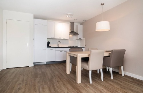 Merenwijk Apartment | Spacious and luxurious first flloor apartment with balcony- Kaag Resor (10)