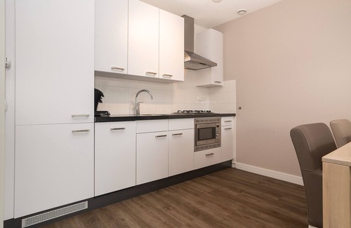 Merenwijk Apartment | Spacious and luxurious first flloor apartment with balcony- Kaag Resor (10)