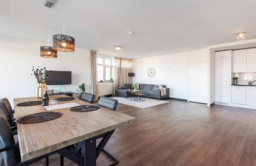 Merenwijk Apartment | Spacious and luxurious first flloor apartment with balcony- Kaag (18)