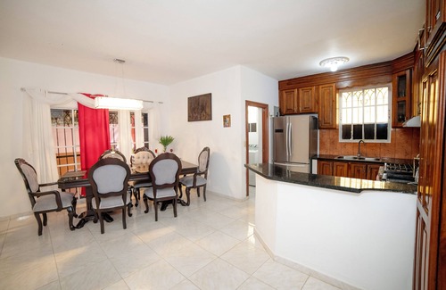 Barrio Las Yaguitas Villa | Spacious and secure villa 5 minutes from the beach