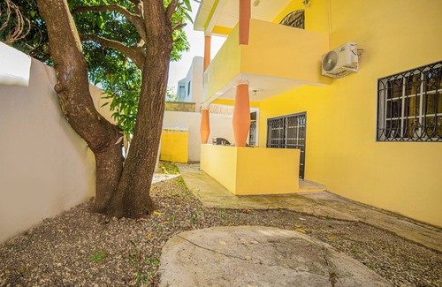 Barrio Las Yaguitas Villa | Spacious and secure villa 5 minutes from the beach