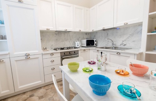 Sallustiano Apartment | Spacious and stylish Loren flat