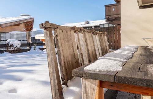 Brixen im Thale Apartment | Spacious apartment with south-facing terrace