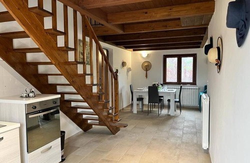 Villa Latina Apartment | Spacious Apartment Sleeps 6 Tranquil Surroundings